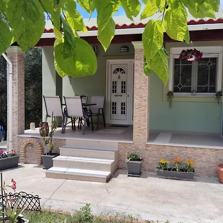 Marathi Apartment Маратиас Экстерьер фото